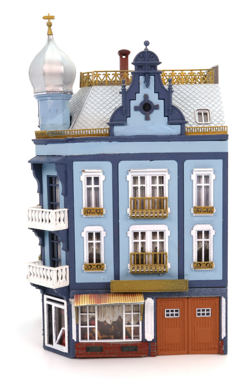 HO Scale Faller Corner Building Model – Blue