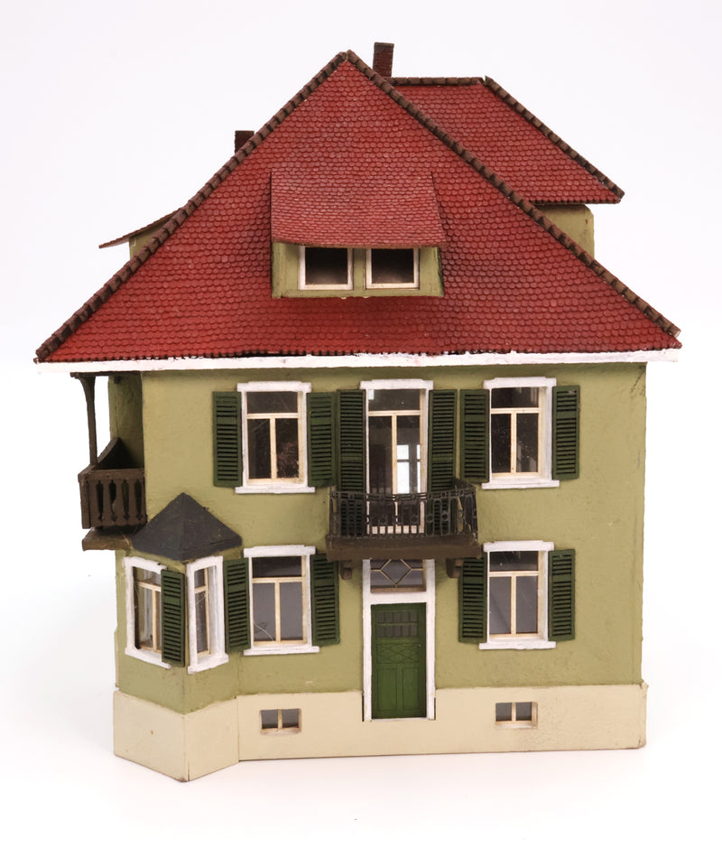 MBZ 10117 Villa Hummel