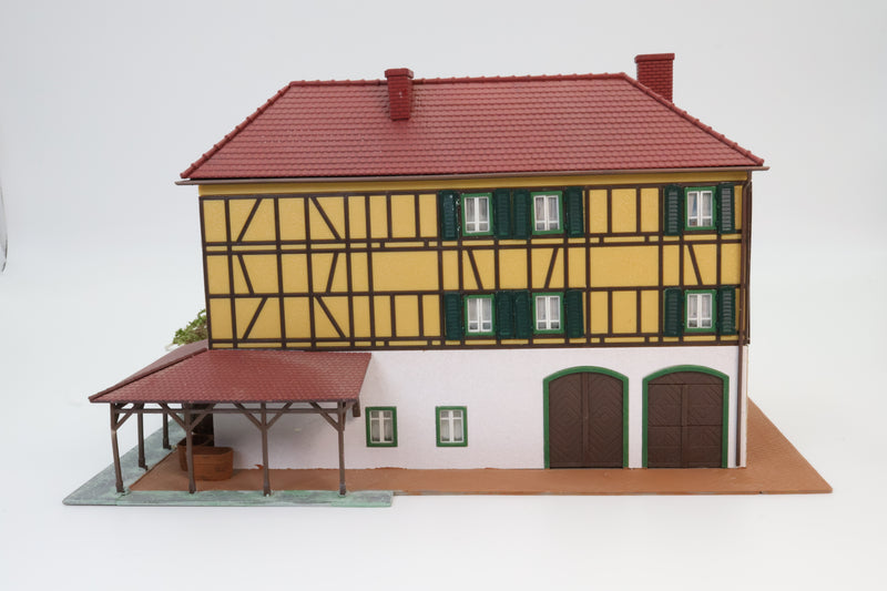 Yellow Tudor Restaurant Inn