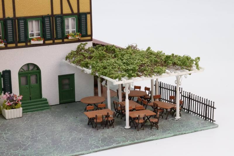 Yellow Tudor Restaurant Inn