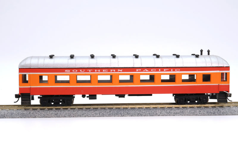 Athearn HO Arch Roof Coach Southern Pacific (Un-Numbered)