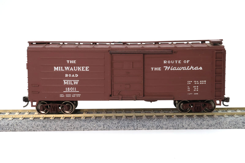 Athearn HO 40-foot Box Car Milwaukee Road #18011