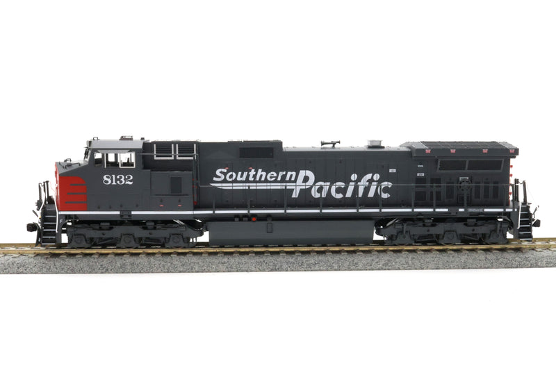 KATO HO Scale GE C44-9W Southern Pacific #8132