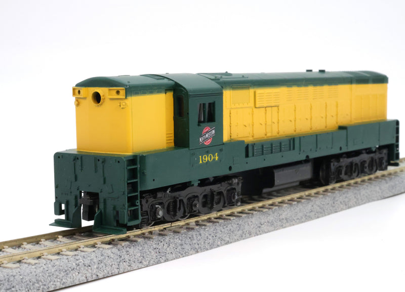 Athearn HO Scale Trainmaster Diesel (Powered) Locomotive Chicago and North Western #1904