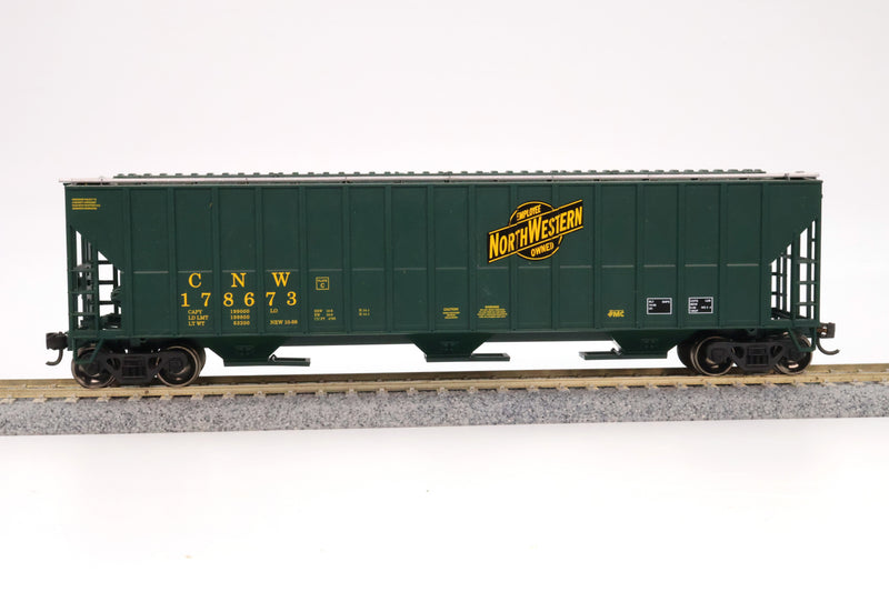 Athearn HO Scale 54’ FMC Covered Hopper Chicago and North Western #178673