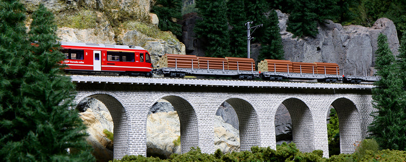 N Scale KATO RhB R-w Stake Cars with Log Loads 4-Car Freight Set